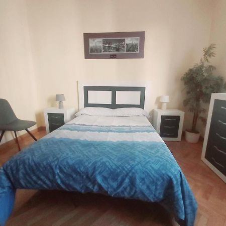 Appartamento Apartamento En Retiro Madrid Esterno foto