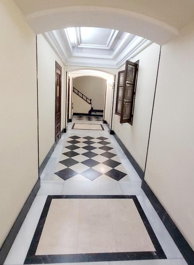 Appartamento Apartamento En Retiro Madrid Esterno foto