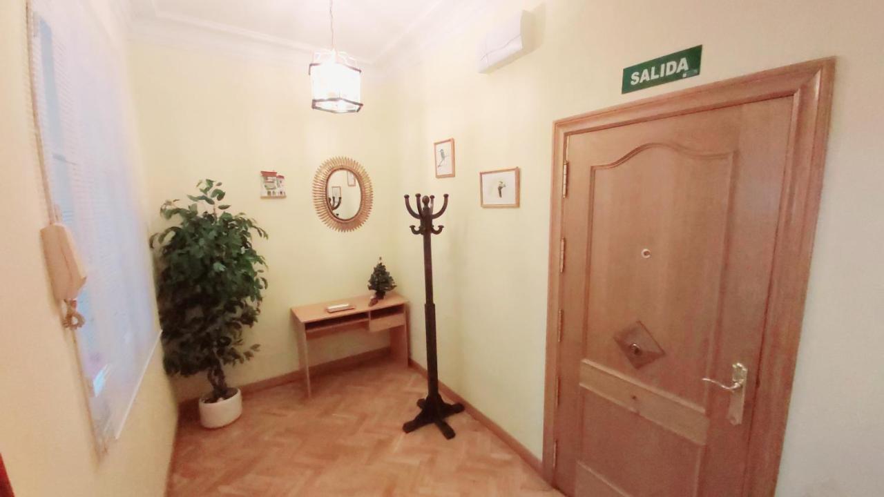 Appartamento Apartamento En Retiro Madrid Esterno foto