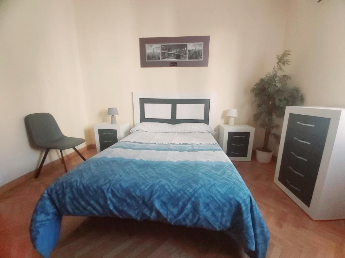 Appartamento Apartamento En Retiro Madrid Esterno foto