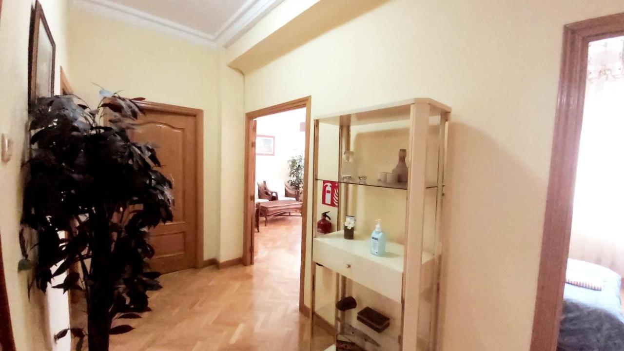 Appartamento Apartamento En Retiro Madrid Esterno foto