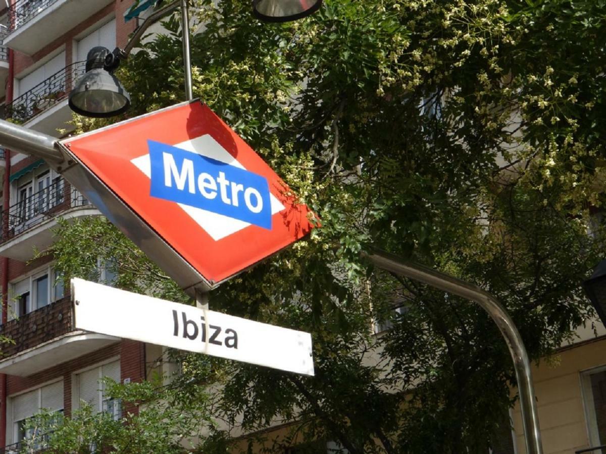 Appartamento Apartamento En Retiro Madrid Esterno foto